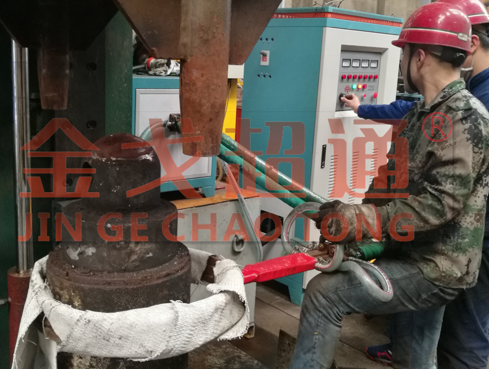拆缸感應(yīng)加熱機(jī)簡(jiǎn)介